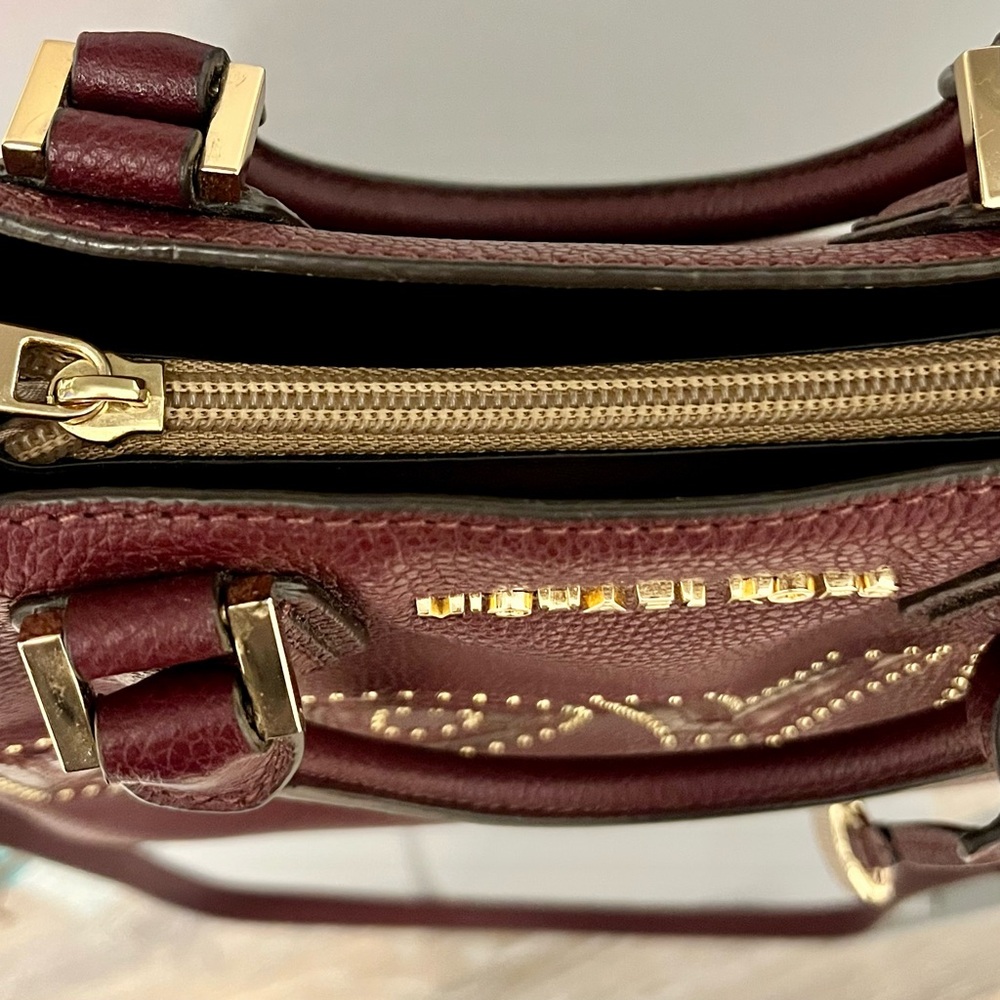 EUC Michael Kors Red ‘Adele’ messenger crossbody - Picture 10 of 11